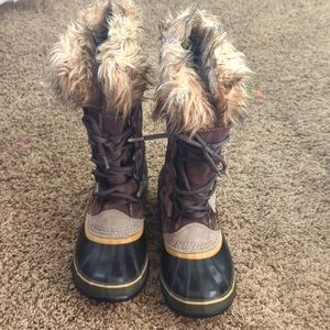 Sorel "Joan of Arc" winter boot